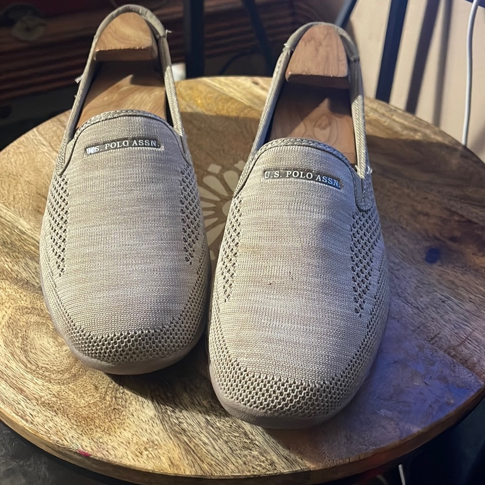Size 10s 10 US polos Cesery’s comfort insoles